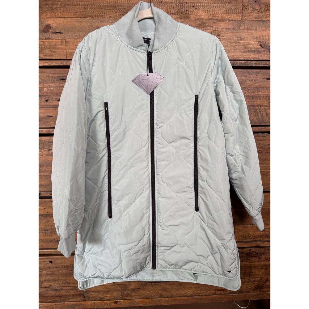 DIAMOND SUPPLY CO. Zircon Quilted Extended Bomber Women's Jacket in Mint Sz M